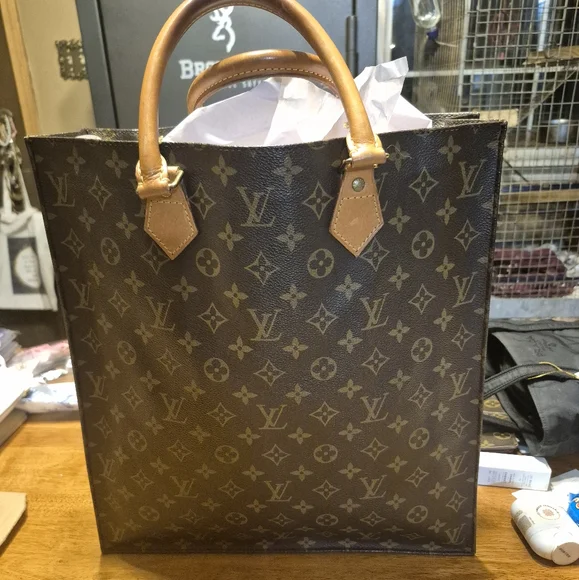 Louis Vuitton Brown Monogram Tote Bag - Picture 1 of 12